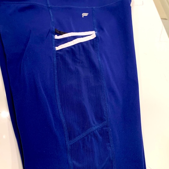 3/$15! Fabletics Women’s Leggings. Size L - Picture 3 of 6